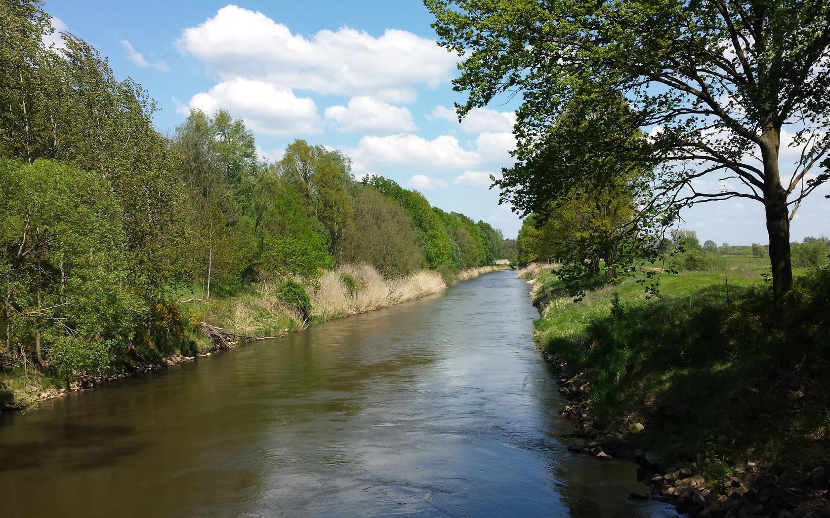Kanal hinter dem Wasserkraftwerk Grießen, Foto: P. Neumann - Tourismusverband Niederlausitz e.V.