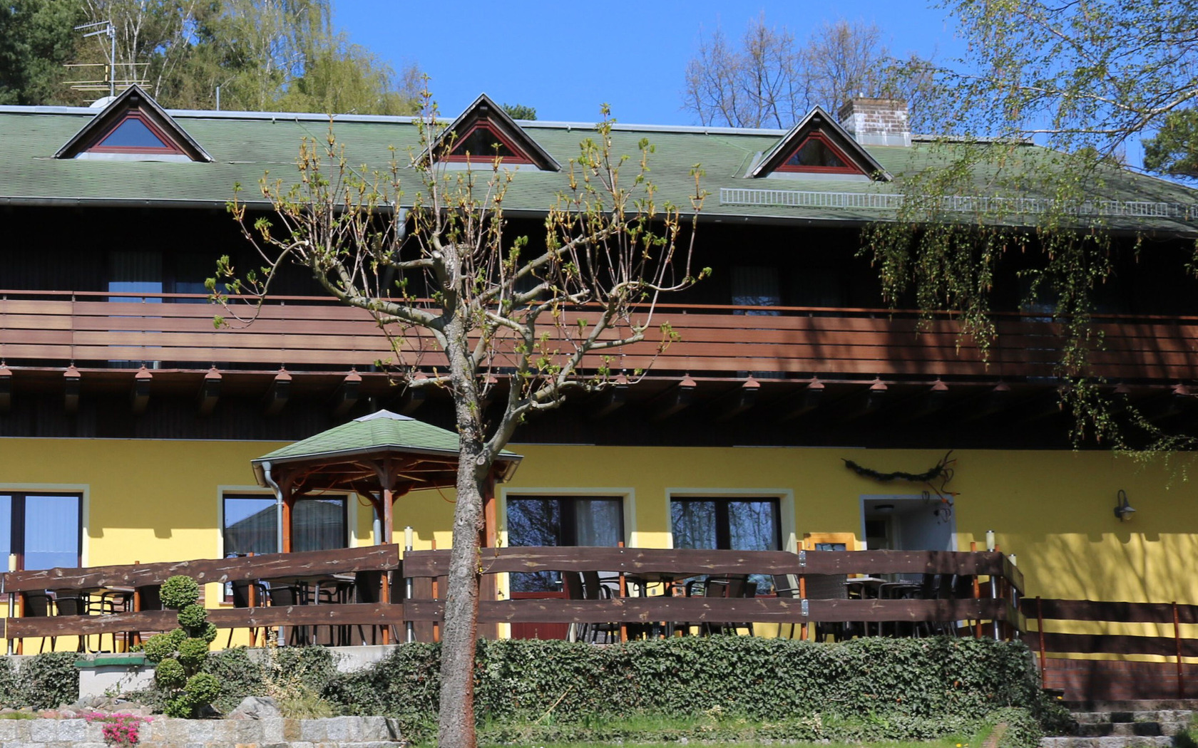 Hotel Karpfenschänke Außenansicht, Foto: MuT Guben