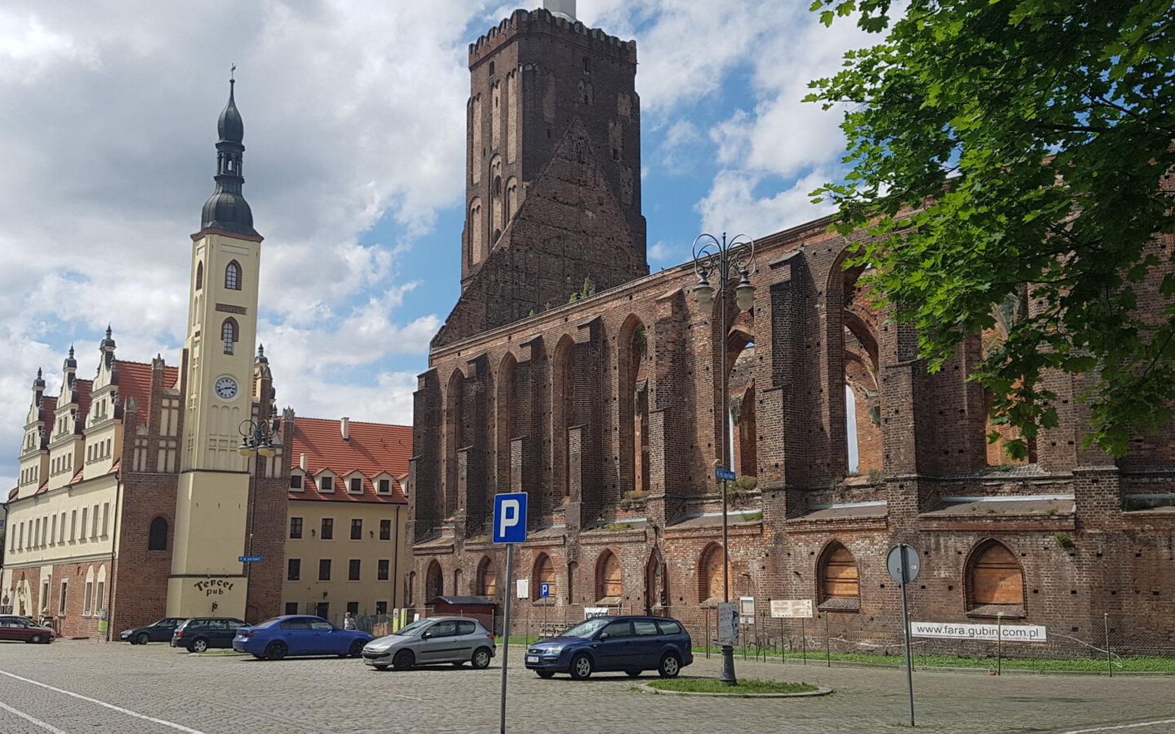 Stadt- und Hauptkirche mit Kulturhaus, Foto: Marketing und Tourismus Guben e.V.