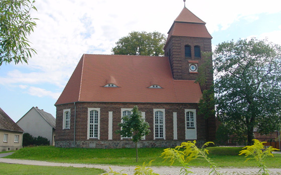 Kirche Pinnow, Foto: Doreen Noack