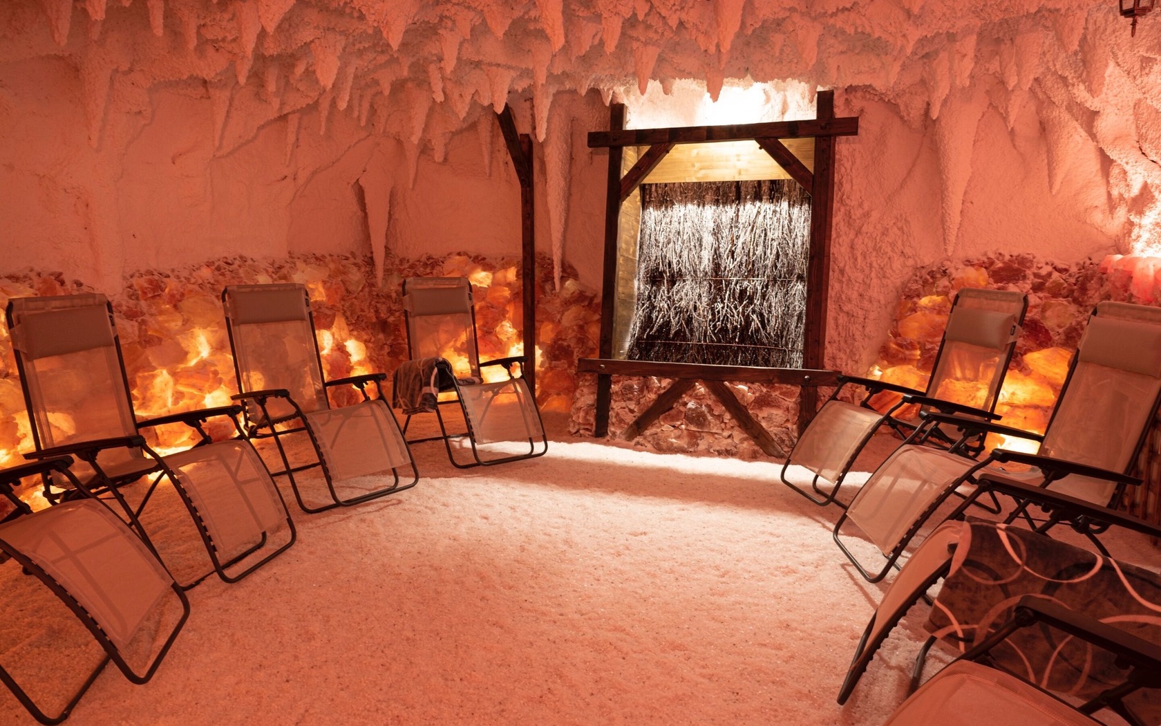 Salzgrotte, Foto: Stefan Pache