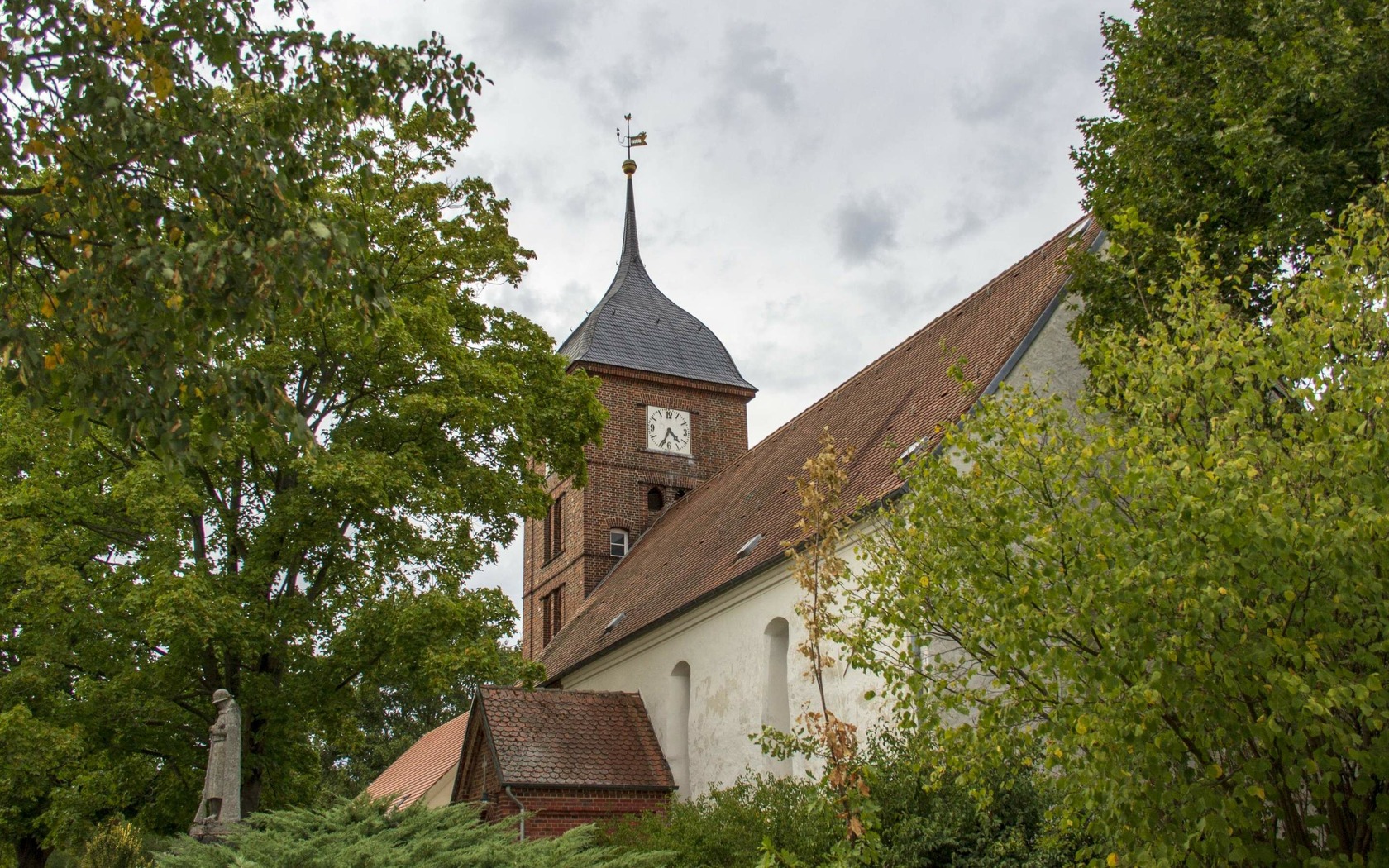 Kirche Atterwasch, Foto: TMB-Fotoarchiv/ScottyScout