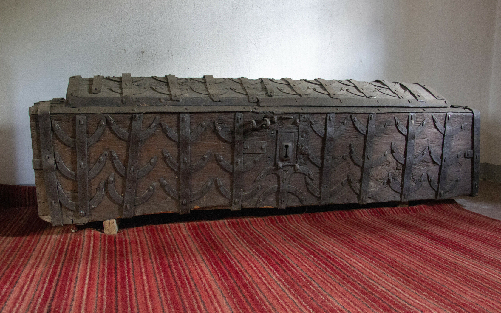 Kirche Steinsdorf, Foto: ScottyScout, Lizenz: TMB-Fotoarchiv