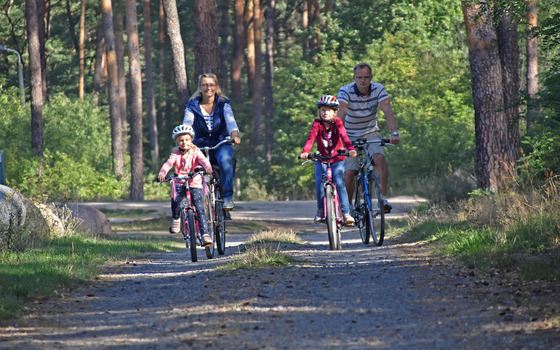 Familienradtour, Foto: Kerstin Geilich, Lizenz: MuT ― Marketing und Tourismus Guben e.V.