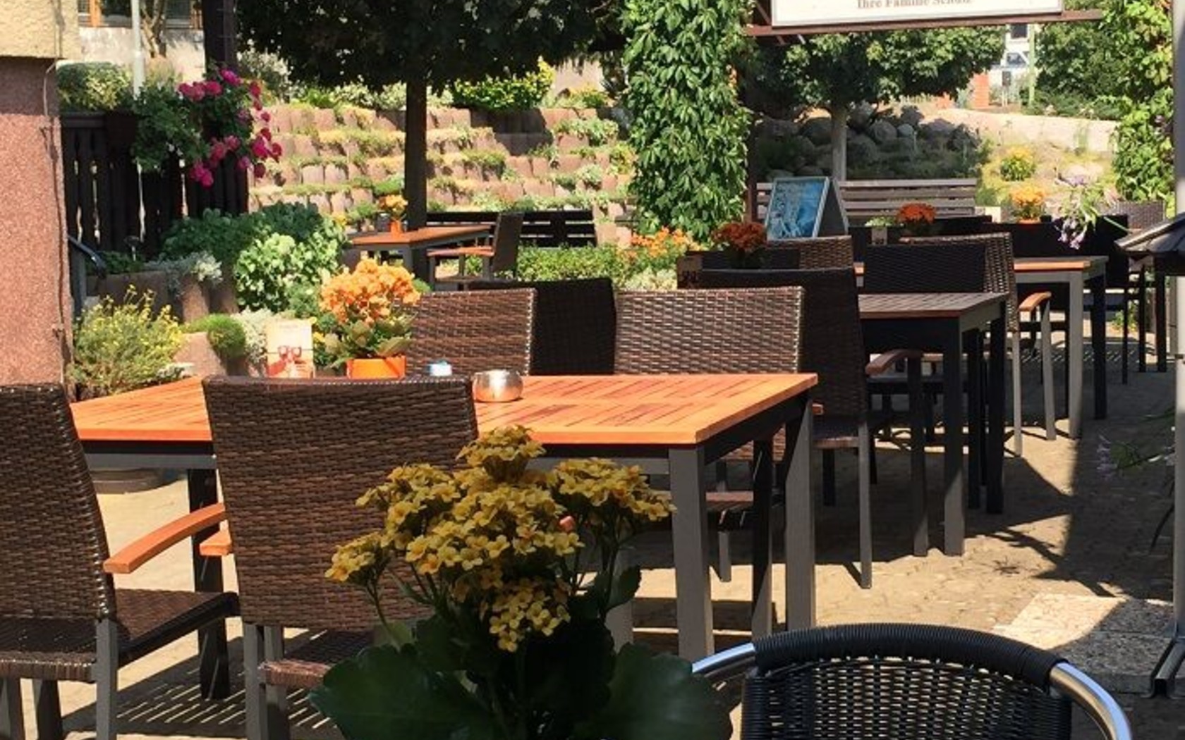 Bergschänke & Berghotel, Aussenbereich mit Biergarten, Foto: MuT Guben, Foto: Kerstin Geilich, Lizenz: MuT Guben