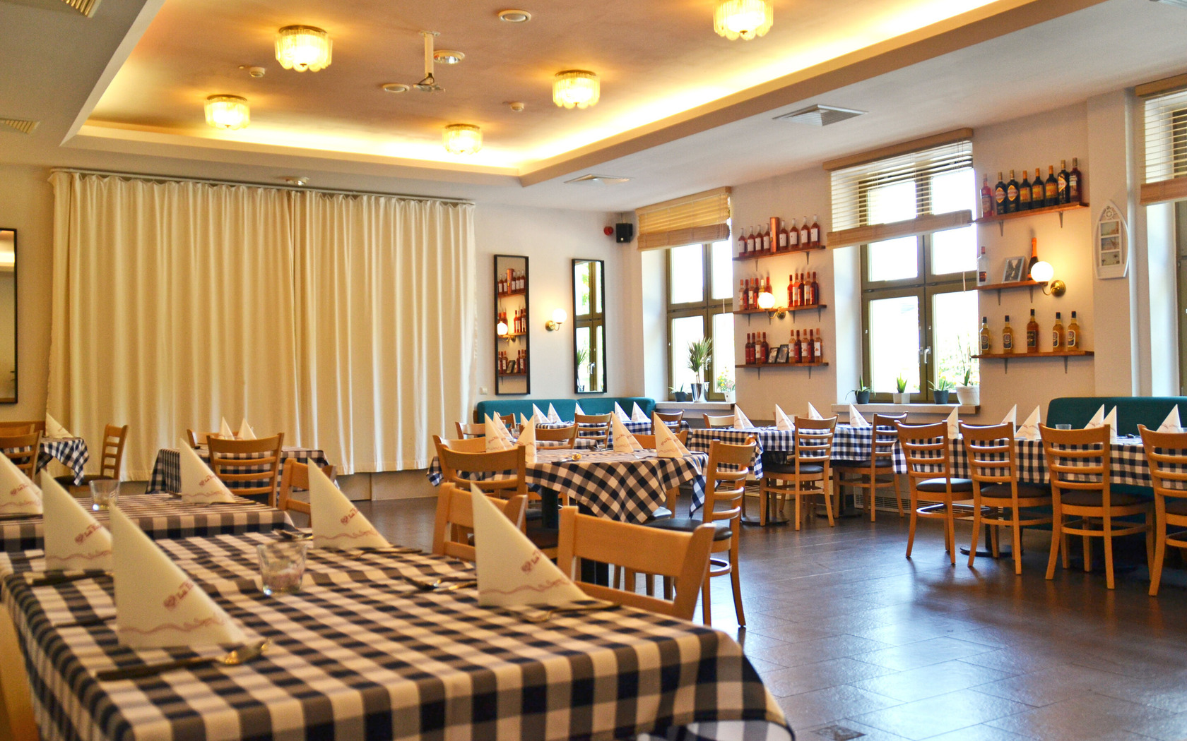 Restaurant LA FAMIGLIA, Foto: Kerstin Geilich, Lizenz: MuT