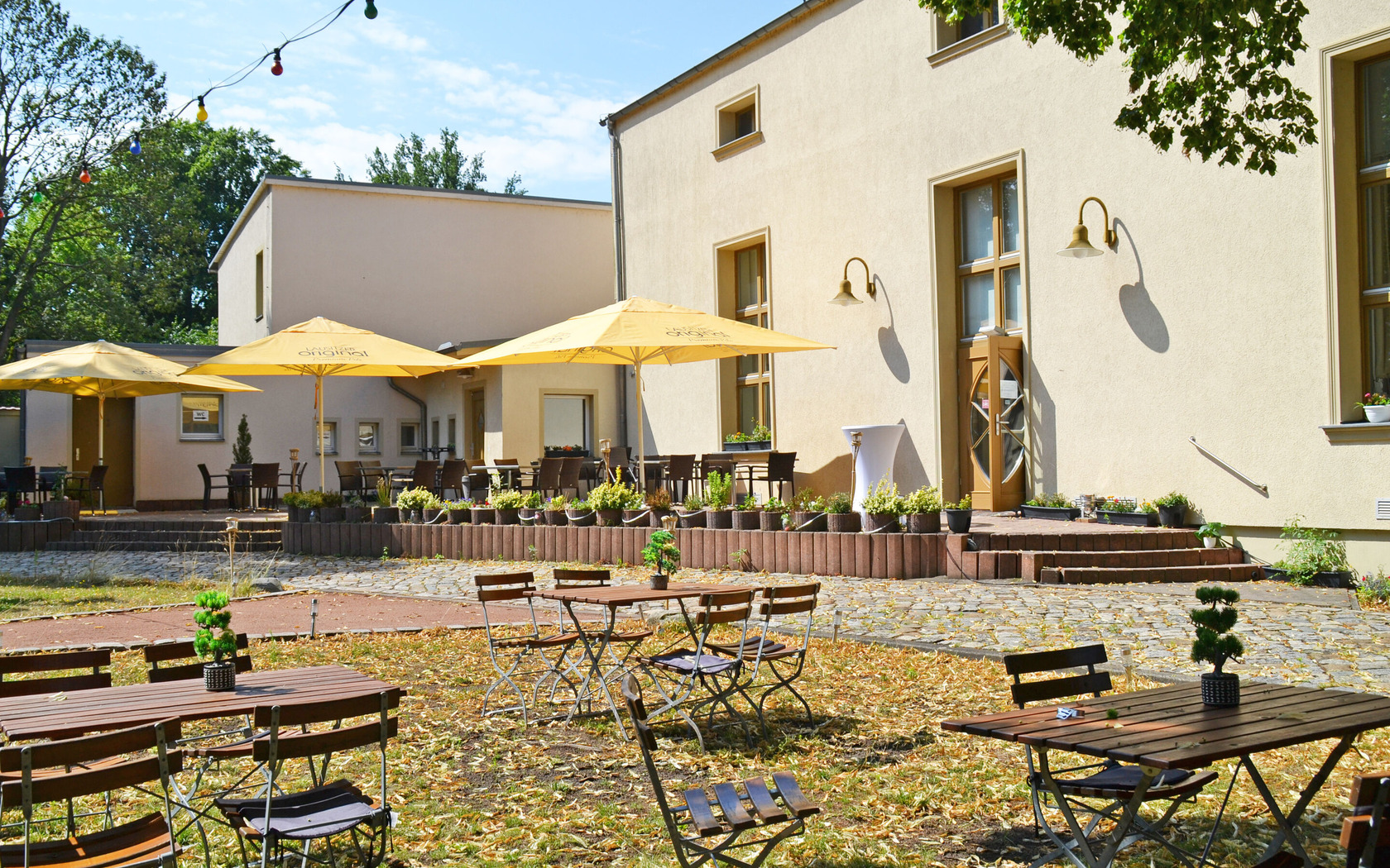 Restaurant LA FAMIGLIA Terrasse, Foto: Kerstin Geilich, Lizenz: MuT