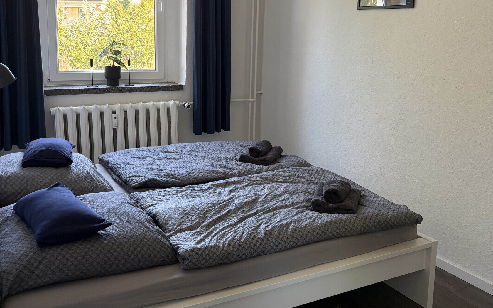 Schlafzimmer 3, Doppelbett, Foto: Ferienwohnung Gubener Neißeglück 23, Lizenz: Ferienwohnung Gubener Neißeglück 23